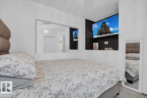 3635 44 Street, Edmonton, AB - Indoor Photo Showing Bedroom