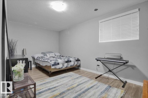 3635 44 Street, Edmonton, AB - Indoor Photo Showing Bedroom