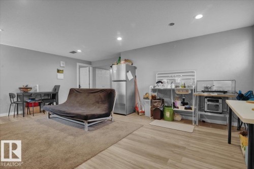 3635 44 Street, Edmonton, AB - Indoor