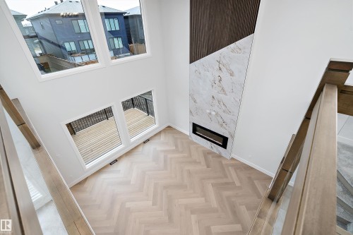 6890 Knox Loop Sw, Edmonton, AB - Indoor Photo Showing Other Room