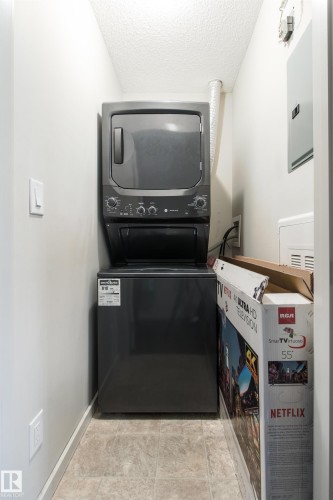 206 5521 7 Avenue, Edmonton, AB - Indoor Photo Showing Laundry Room