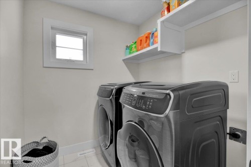 9327 181 Avenue, Edmonton, AB - Indoor Photo Showing Laundry Room