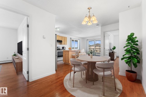 420 12550 140 Avenue, Edmonton, AB - Indoor Photo Showing Dining Room