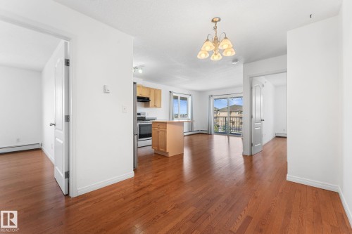 420 12550 140 Avenue, Edmonton, AB - Indoor Photo Showing Other Room