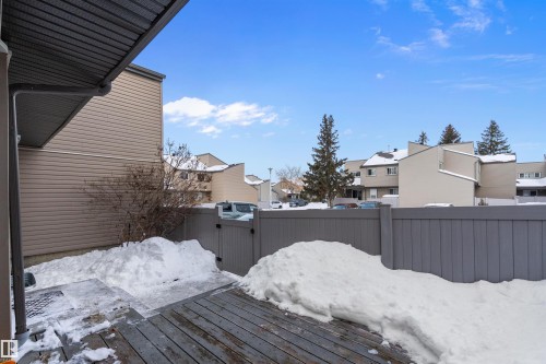 1782 Lakewood Road S, Edmonton, AB - Outdoor