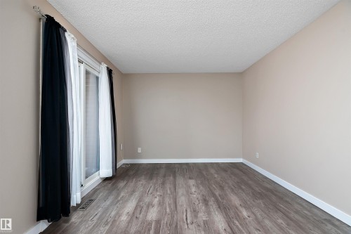 1782 Lakewood Road S, Edmonton, AB - Indoor Photo Showing Other Room