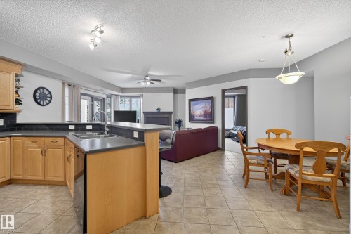 102 9803 96A Street, Edmonton, AB - Indoor