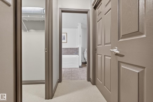102 9803 96A Street, Edmonton, AB - Indoor Photo Showing Other Room