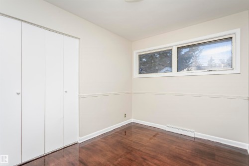 15702 92A Avenue, Edmonton, AB - Indoor Photo Showing Other Room