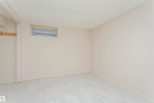 15702 92A Avenue, Edmonton, AB - Indoor Photo Showing Other Room