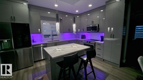 13026 120 Street, Edmonton, AB - Indoor Photo Showing Kitchen