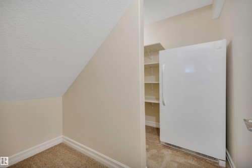 2137 Blue Jay Point(E), Edmonton, AB - Indoor Photo Showing Other Room