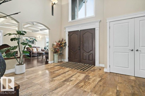 4835 Mactaggart Crest Crest, Edmonton, AB - Indoor Photo Showing Other Room