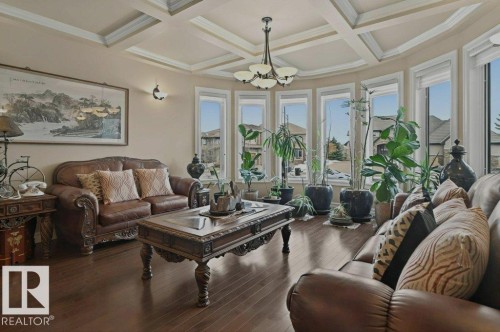 4835 Mactaggart Crest Crest, Edmonton, AB - Indoor Photo Showing Living Room