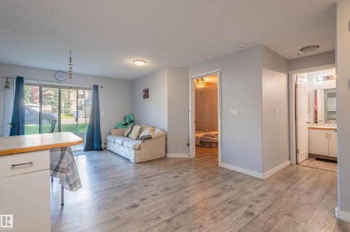 117 10535 122 Street, Edmonton, AB - Indoor