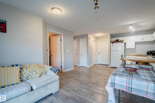 117 10535 122 Street, Edmonton, AB - Indoor