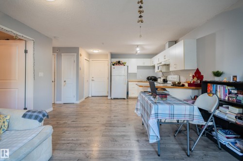 117 10535 122 Street, Edmonton, AB - Indoor