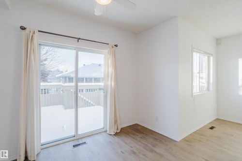 57 843 Youville Drive W, Edmonton, AB - Indoor Photo Showing Other Room