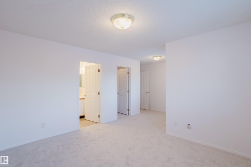 57 843 Youville Drive W, Edmonton, AB - Indoor Photo Showing Other Room