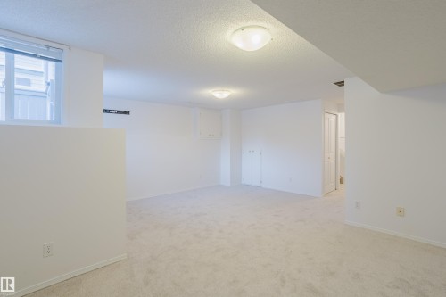 57 843 Youville Drive W, Edmonton, AB - Indoor Photo Showing Other Room