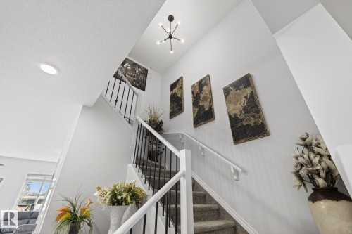 20023 26 Avenue, Edmonton, AB - Indoor Photo Showing Other Room