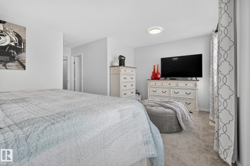 20023 26 Avenue, Edmonton, AB - Indoor Photo Showing Bedroom