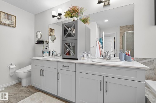 20023 26 Avenue, Edmonton, AB - Indoor Photo Showing Bathroom