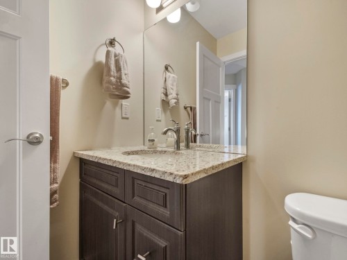 16 3103 Hilton Drive, Edmonton, AB - Indoor Photo Showing Bathroom