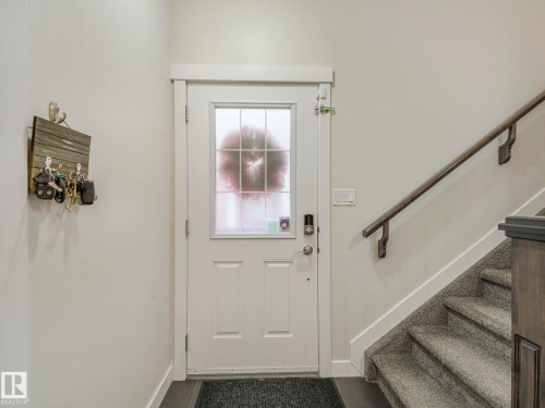 16 3103 Hilton Drive, Edmonton, AB - Indoor Photo Showing Other Room