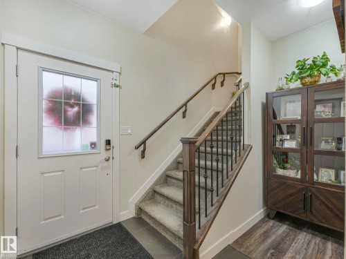 16 3103 Hilton Drive, Edmonton, AB - Indoor Photo Showing Other Room