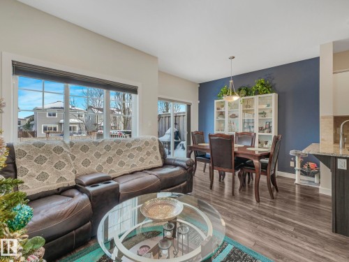 16 3103 Hilton Drive, Edmonton, AB - Indoor