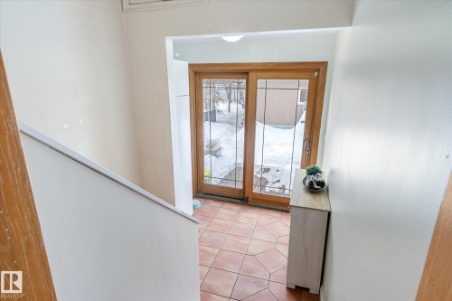 10332 78 Street, Edmonton, AB - Indoor Photo Showing Other Room