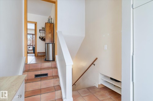 10332 78 Street, Edmonton, AB - Indoor Photo Showing Other Room