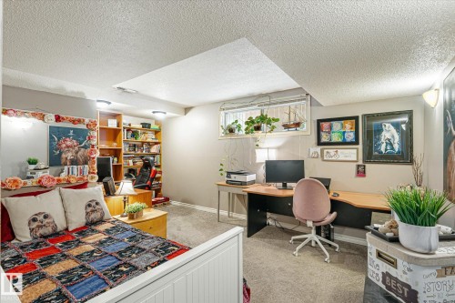 10332 78 Street, Edmonton, AB - Indoor