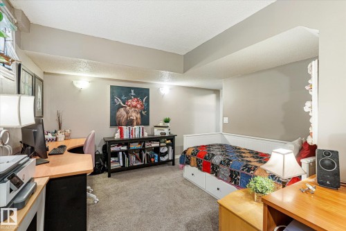 10332 78 Street, Edmonton, AB - Indoor