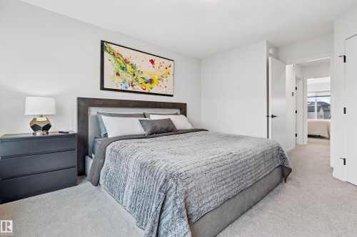 3284 Keswick Way, Edmonton, AB - Indoor Photo Showing Bedroom
