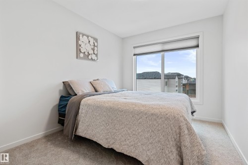 3284 Keswick Way, Edmonton, AB - Indoor Photo Showing Bedroom