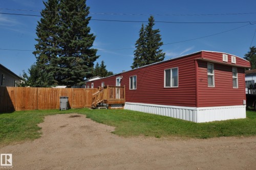 17-4839 47 Street, Gibbons, AB - Outdoor
