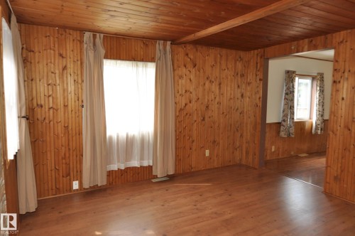 17-4839 47 Street, Gibbons, AB - Indoor Photo Showing Other Room