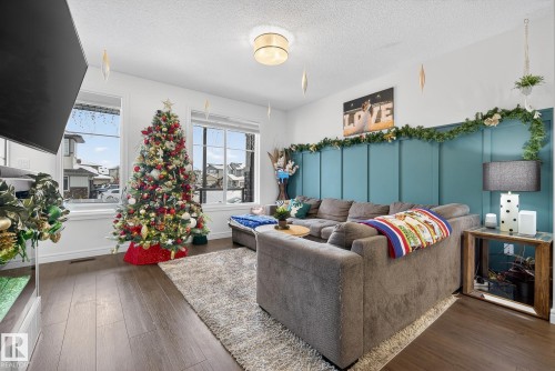 8 Daniel Street, Fort Saskatchewan, AB - Indoor