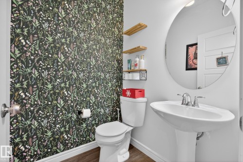 8 Daniel Street, Fort Saskatchewan, AB - Indoor Photo Showing Bathroom