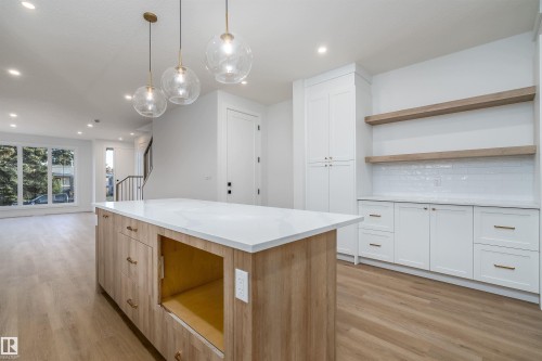 9540 148 Street, Edmonton, AB - Indoor