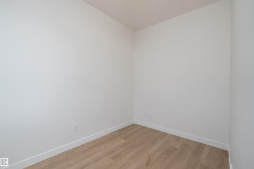 9540 148 Street, Edmonton, AB - Indoor Photo Showing Other Room