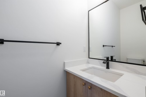 9540 148 Street, Edmonton, AB - Indoor Photo Showing Bathroom