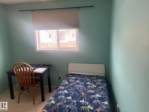 16222 93 Street, Edmonton, AB - Indoor Photo Showing Bedroom