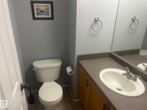 16222 93 Street, Edmonton, AB - Indoor Photo Showing Bathroom