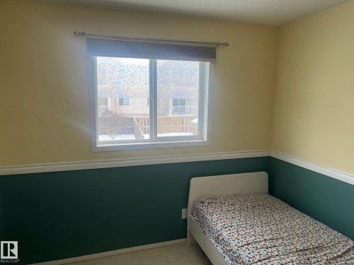 16222 93 Street, Edmonton, AB - Indoor Photo Showing Bedroom