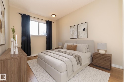 10656 Beaumaris Road, Edmonton, AB - Indoor Photo Showing Bedroom