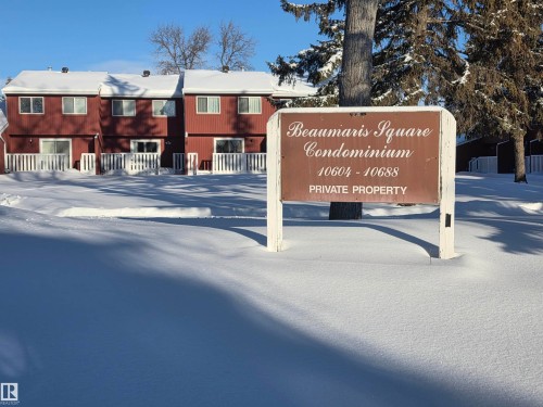 10656 BEAUMARIS Road  Edmonton, AB T5X 3N4