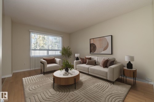 10656 Beaumaris Road, Edmonton, AB - Indoor Photo Showing Living Room